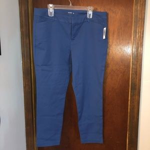 Old Navy Pixie Ankle Pants